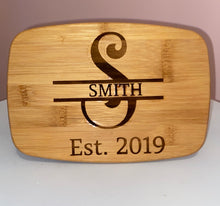 Load image into Gallery viewer, Personalized Engraved Cutting Boards